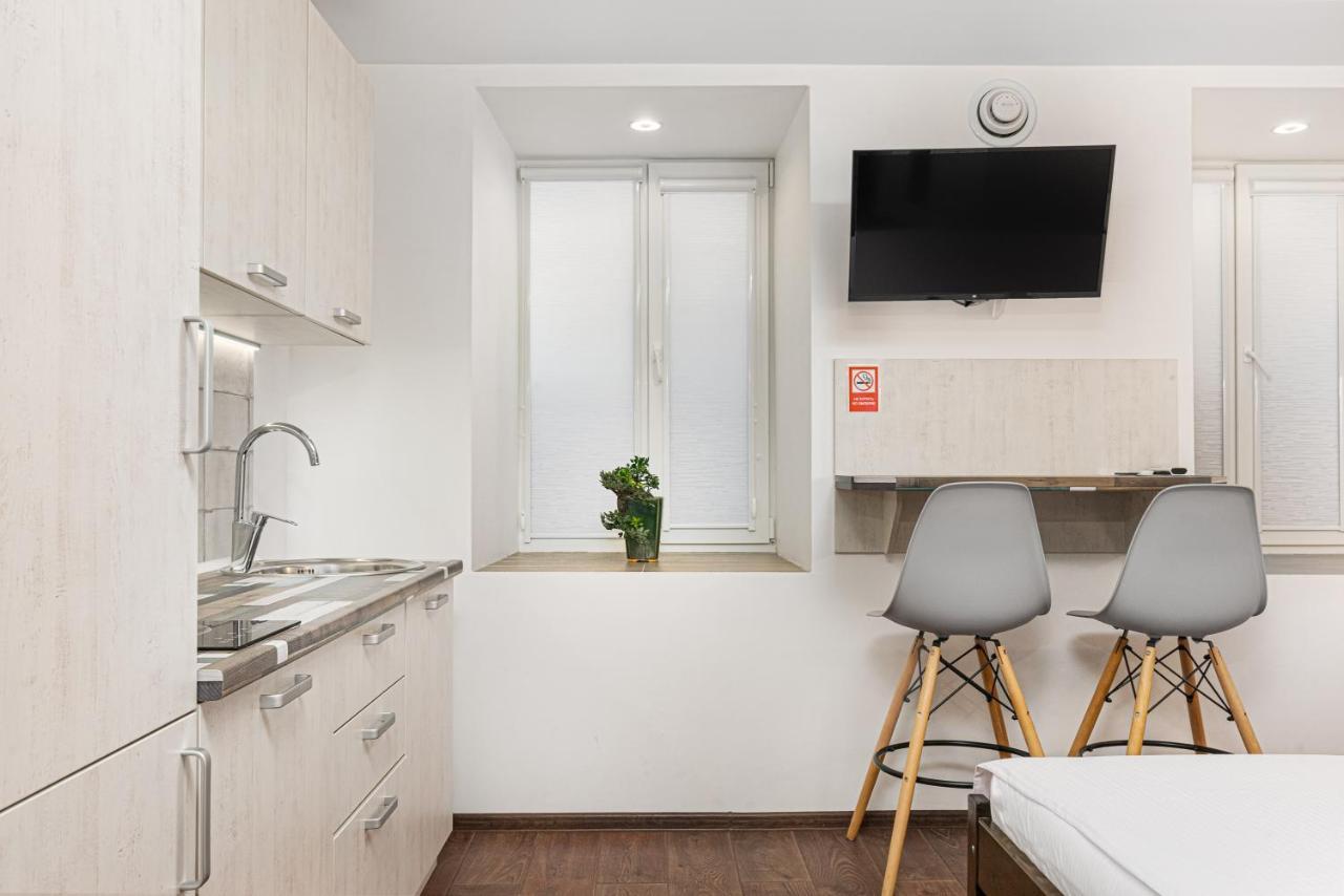Apart Hotel Lyon D'Opera 敖德萨 外观 照片