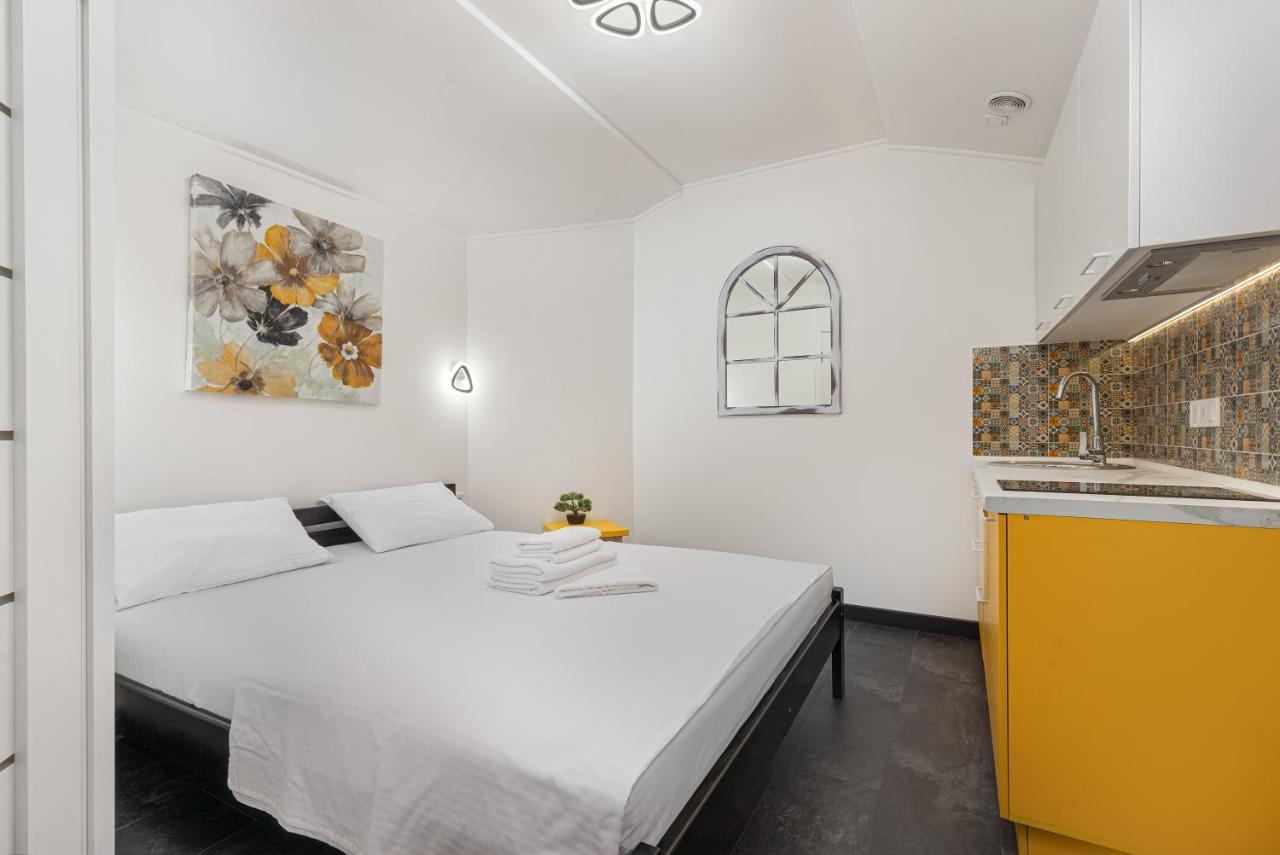 Apart Hotel Lyon D'Opera 敖德萨 外观 照片